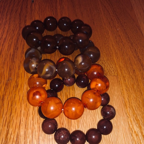 Bracelets - Picture 2 of 7